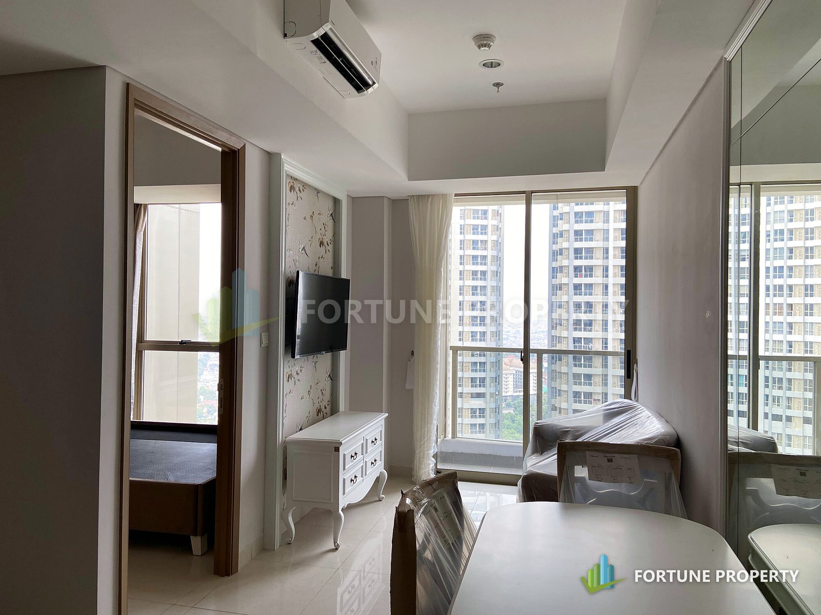 Jual Apartemen 1 Bedroom 38 m² di Taman Anggrek Residences – Taman Anggrek Residences